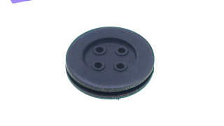 Заглушка (крышка) для фар универсальная диаметр 20мм SKYWAY для вывода проводов внутренняя силикон min2