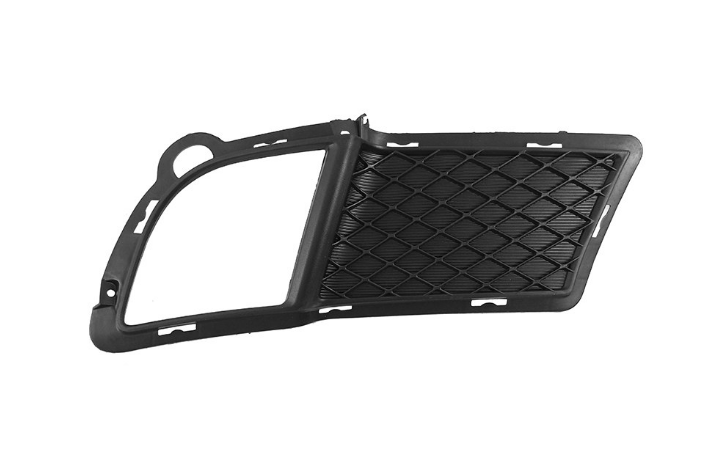 Накладка бампера (рамка ПТФ) Kia Cerato 08-10 / Forte 08-13 правая SAT