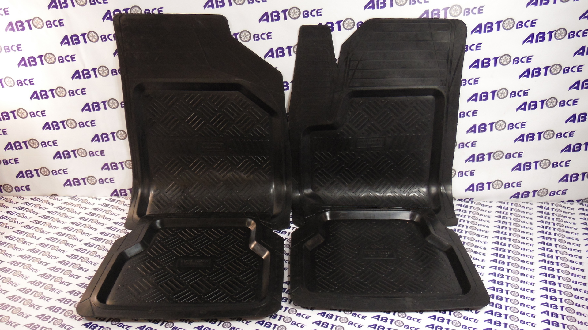 Коврики салона универсальные VARIANT