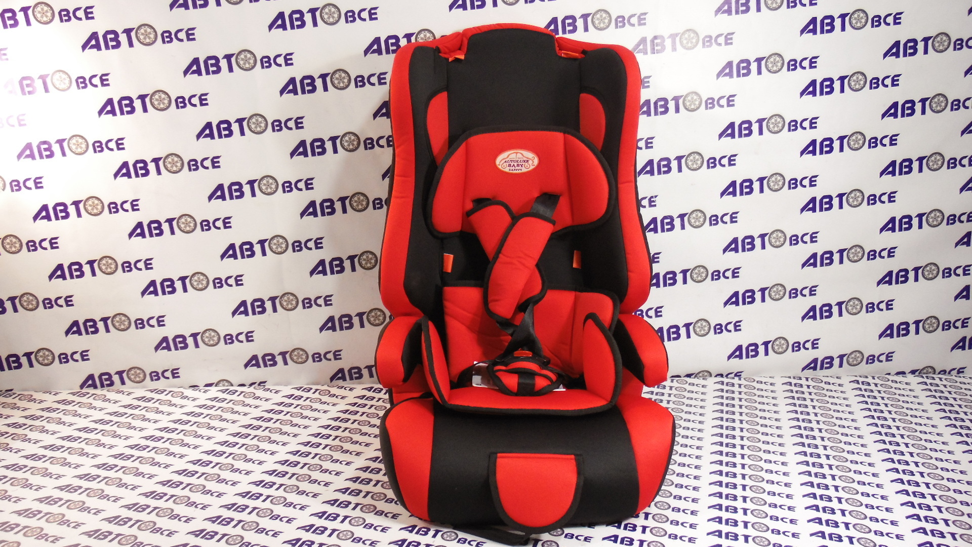 Детское кресло черно- красное SQ 308 (9-36кг) 