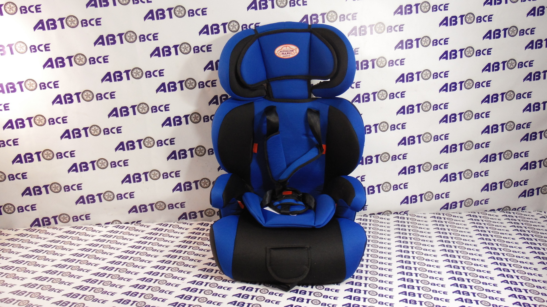 Детское кресло черно-синее ML 3031(9-36кг) УЦЕНКА