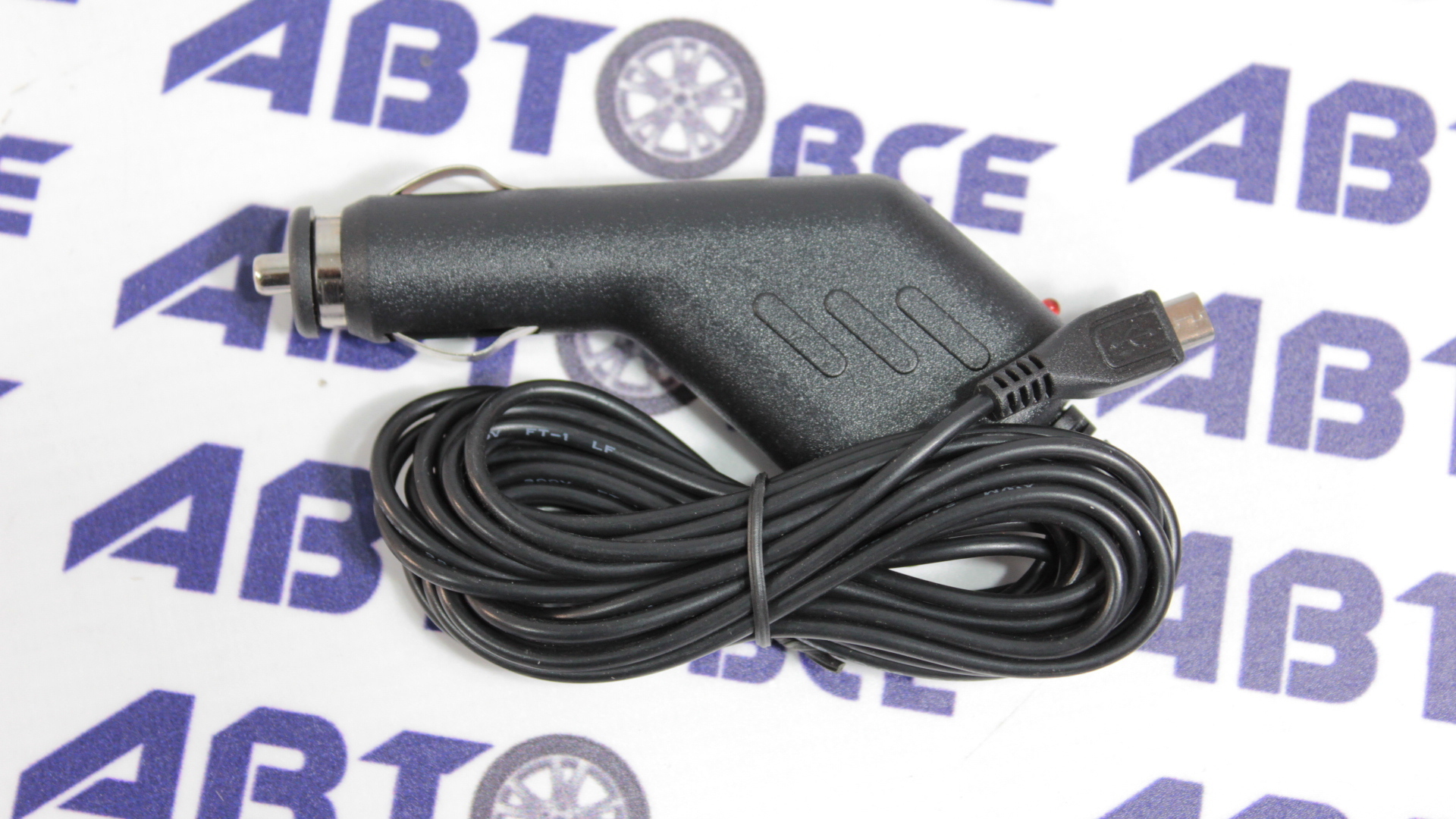 Зарядное устройство в прикуриватель (телефон-планшет-регистратор) с проводом 3м (MICRO USB) 2A Китай