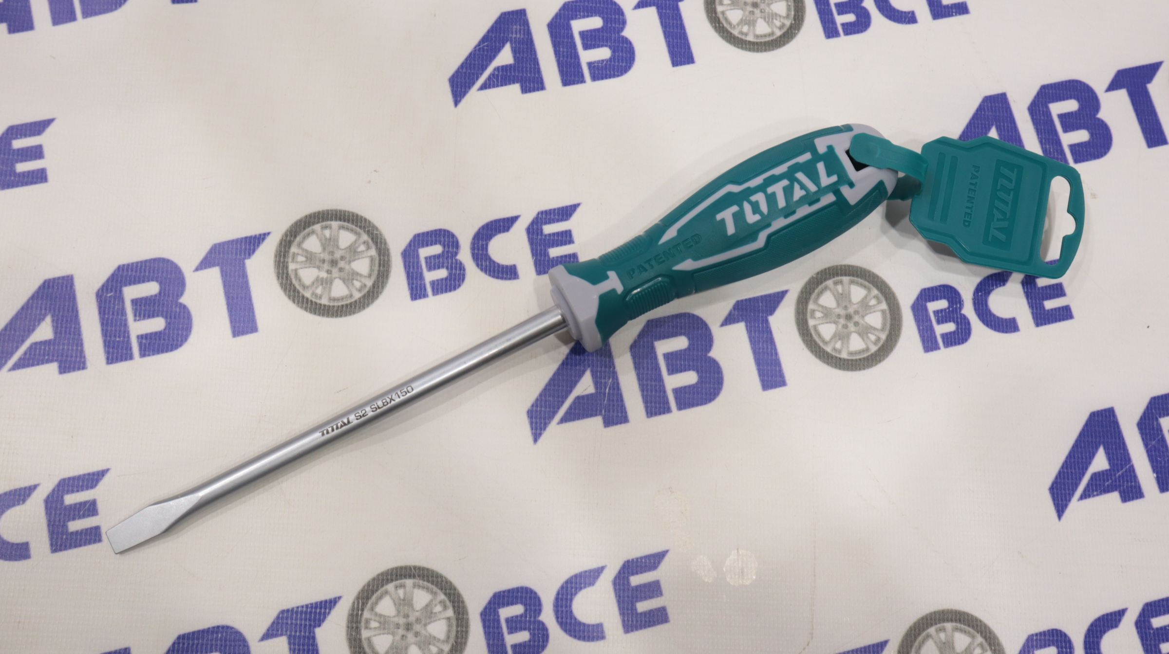 Отвертка шлицевая SL8*150 Cr-V,сталь S2 TOTAL