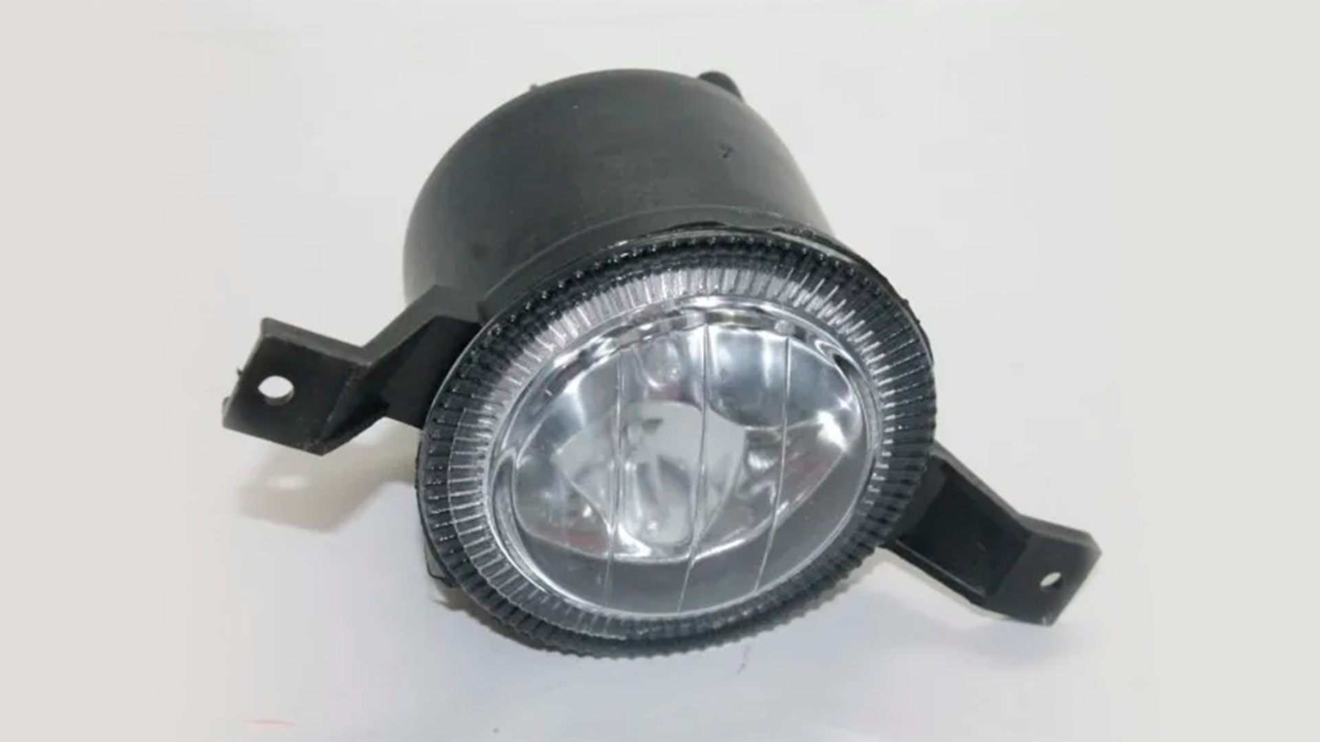 Фара противотуманная передняя левая Geely MK