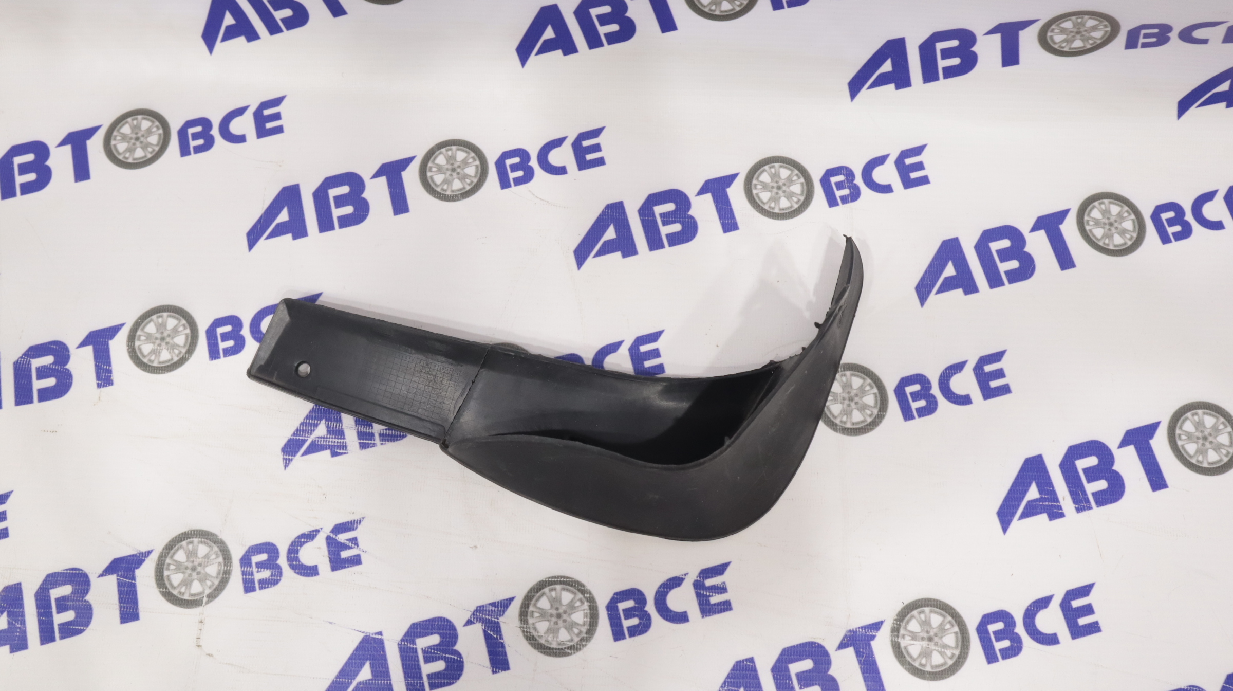 Брызговик передний левый Vision GEELY