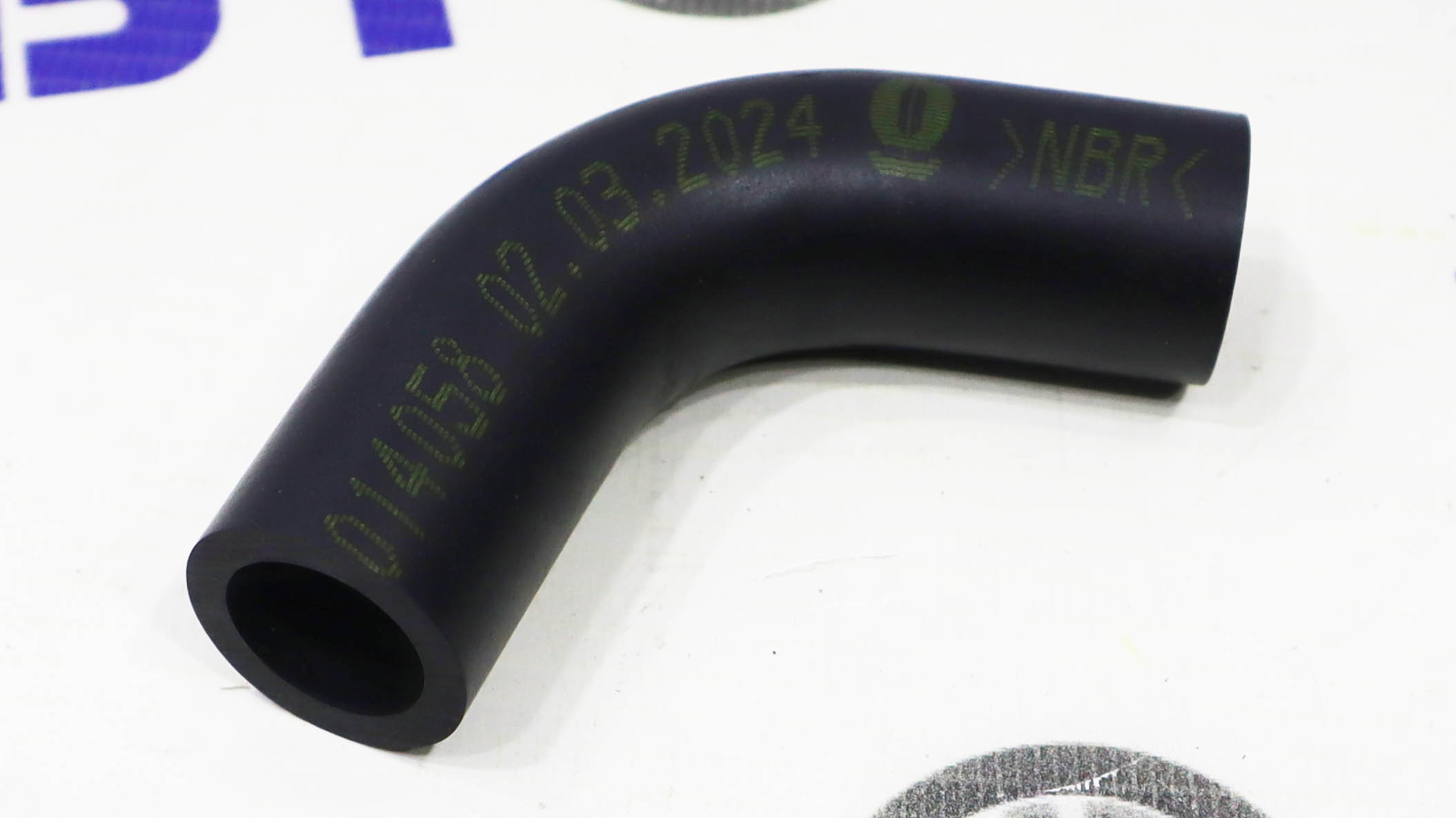 Патрубок сапуна (малый) - верхний 16v ВАЗ-1118-2190-2170 (двиг 21127) БРТ