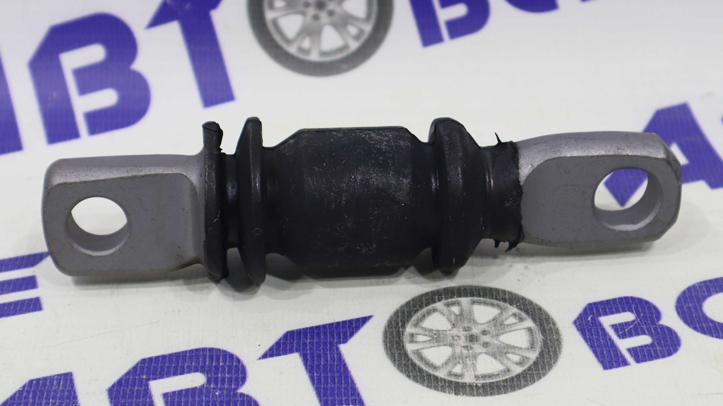 Сайлентблок передний