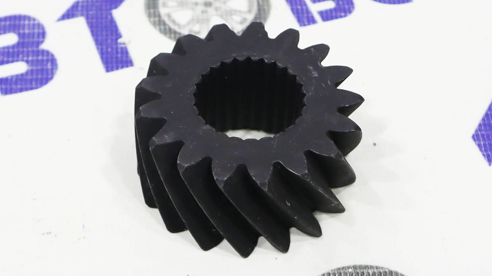 Шестерня ведущая вторичного вала (главной пары-малая) ВАЗ-2110-12-21170-1118 (17 зуб) KOROBKA PRO